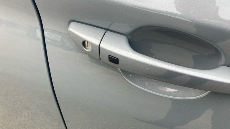 Hyundai KONA 150kW Premium 64kWh 5dr Auto Electric Hatchback